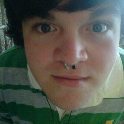 Profile Picture of Mike Macintyre (@mikebonnar68) on Twitter