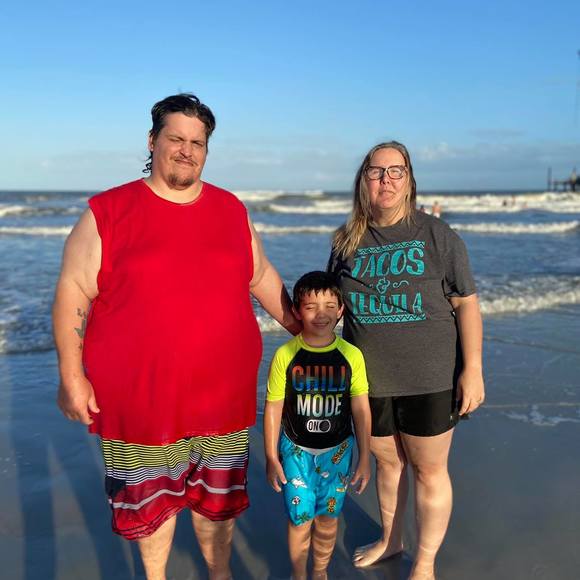 Profile Picture of Holly Surginer (@hollymolly79) on Poshmark