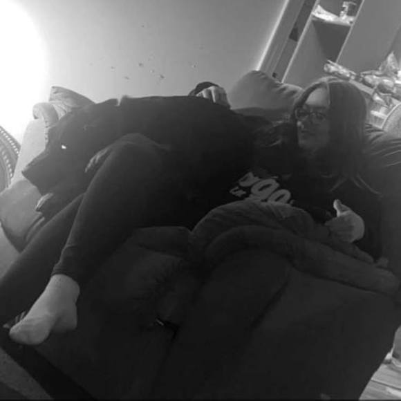 Profile Picture of Kylee Guthrie (@kylebear2002) on Poshmark