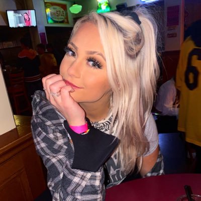 Profile Picture of Jay (@jaylen_mckay) on Twitter