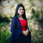 Profile Picture of 👑 𝗥𝗢𝗬𝗔𝗟 𝗕𝗔𝗜𝗦𝗛𝗔 👑 (@reenaba_chavda_singer) on Instagram