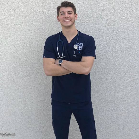 Profile Picture of Harrison Guenzler (@h_guenzler) on Poshmark