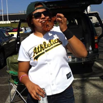 Profile Picture of Paulaescalera (@peezyescalera) on Twitter