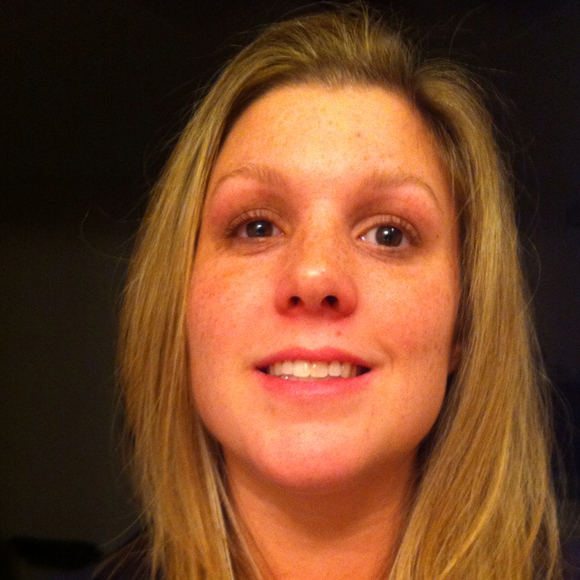 Profile Picture of Kara Popham (@karapopham) on Poshmark