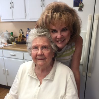 Profile Picture of Jackie Hebert (@JackieHebert) on Twitter