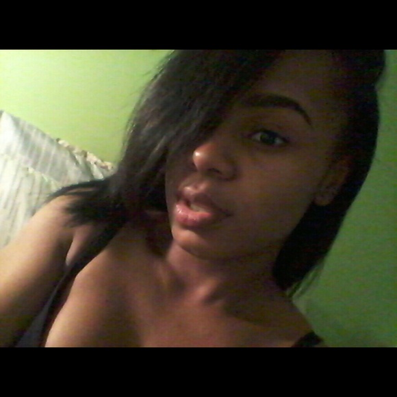 Profile Picture of Asante Johnson (@asante97) on Poshmark