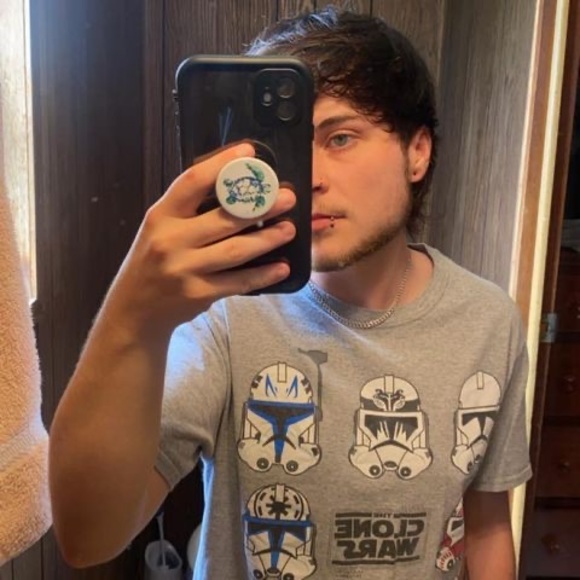 Profile Picture of Alexander Stallings (@ajstallings01) on Poshmark