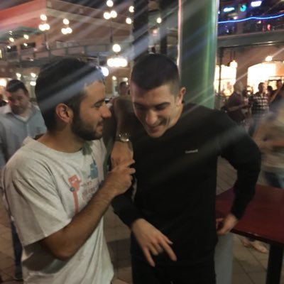 Profile Picture of Derek (@D2SWIFT_wells) on Twitter