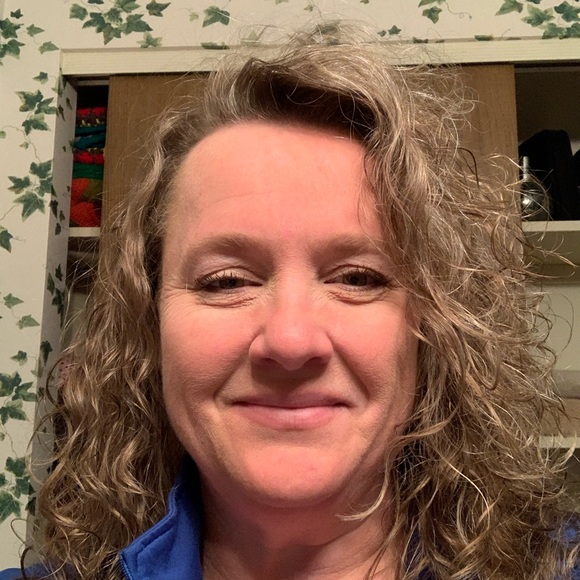 Profile Picture of Annette Doogan (@doogan3) on Poshmark
