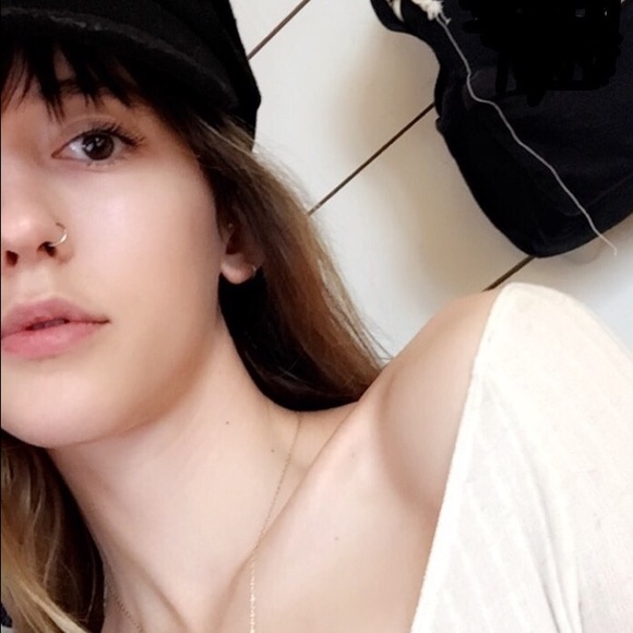 Profile Picture of Brianna Prentice (@bprentic) on Poshmark
