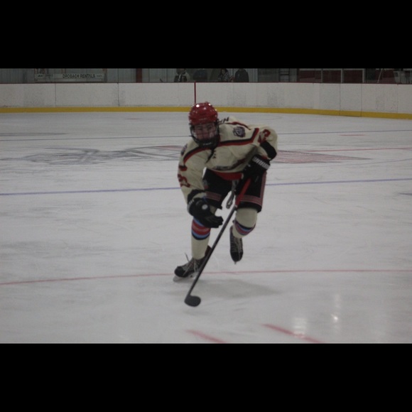 Profile Picture of Lachlan Haeger (@lachlanhaeger) on Poshmark