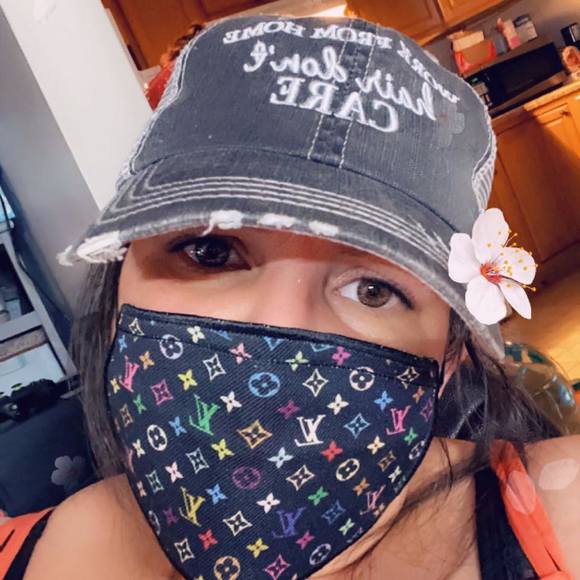Profile Picture of Tommy Carpentier (@tommycarpentier) on Poshmark