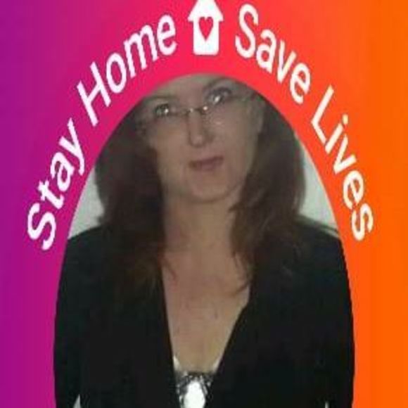 Profile Picture of Theresa Lininger (@cherokee1616) on Poshmark