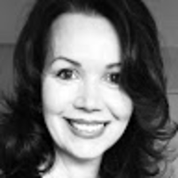 Profile Picture of Pamela Grimm (@pamelagrimmhr) on Poshmark