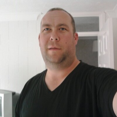 Profile Picture of Simon Fields (@simonfields1975) on Twitter