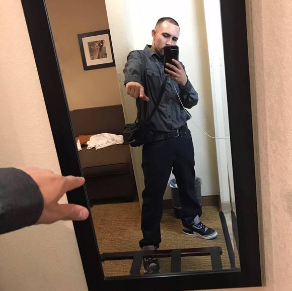 Profile Picture of John Rivera (@johnrivera724) on Poshmark