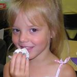 Profile Picture of annabelle lowe (@bella_is_swella_) on Instagram