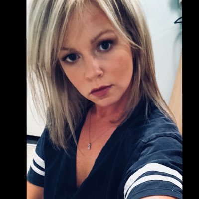 Profile Picture of Amber Riffe Miller (@AmberrMiller89) on Twitter