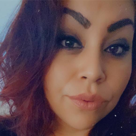 Profile Picture of Janet Palacios lomeli (@janetlo) on Poshmark