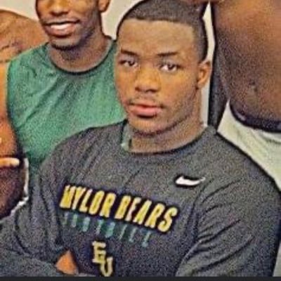 Profile Picture of Exy X (@XavierLPhillip1) on Twitter