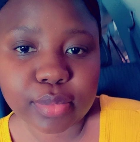 Profile Picture of Moricet Danie (@mjoraledanie) on Poshmark