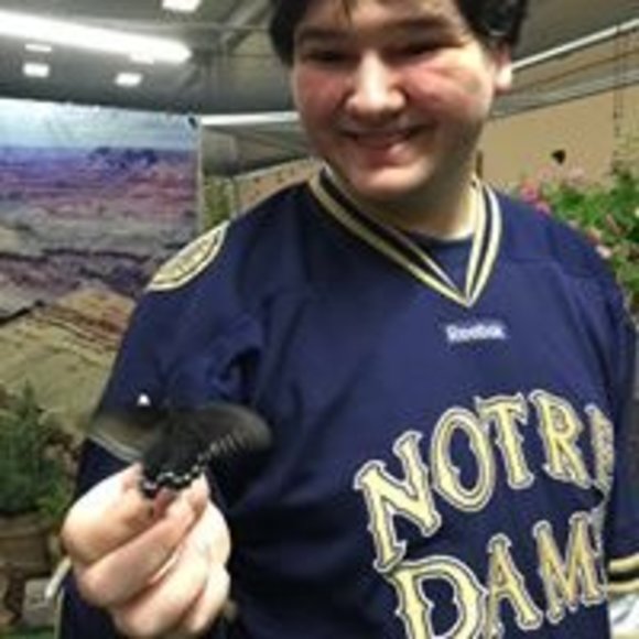 Profile Picture of Diane Cahill (@dpeterscahill) on Poshmark