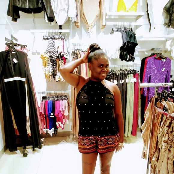 Profile Picture of Shauntwanette Relford (@shauntwanetter) on Poshmark