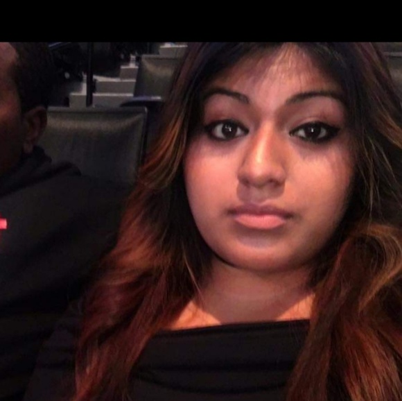 Giselle Choez - Poshmark Profile Picture of Giselle Choez (@gchoez) on Poshmark