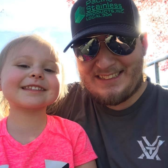 Ben Johnsen - Poshmark Profile Picture of Ben Johnsen (@johnsenb2011) on Poshmark