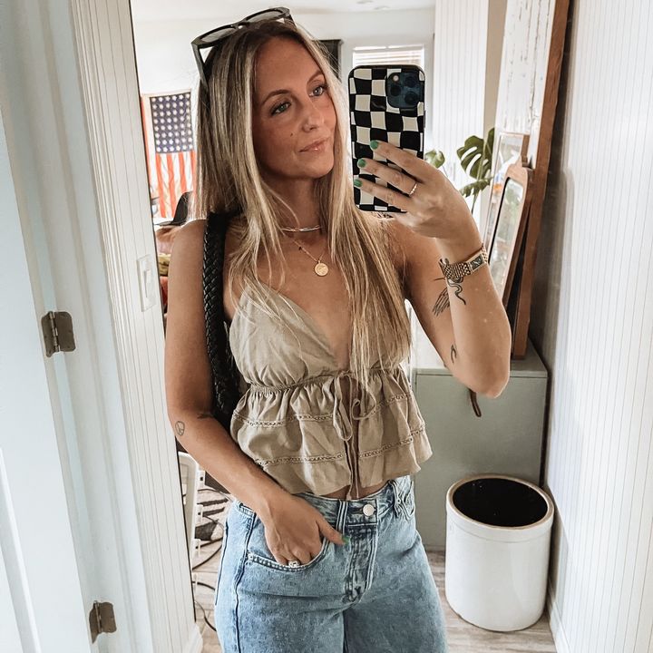 Profile Picture of Cassandra (@cassinwonderland) on Tiktok