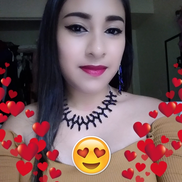Profile Picture of Patricia Cadena (@patriciacade960) on Poshmark