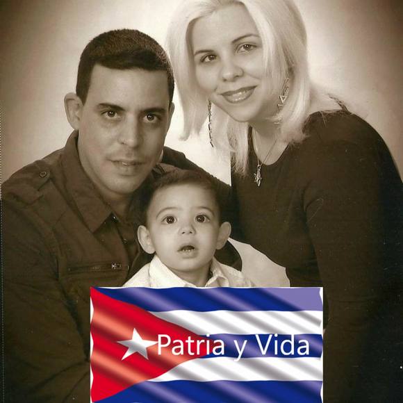 Profile Picture of Alejandro Alpizar (@alpizarj1978) on Poshmark