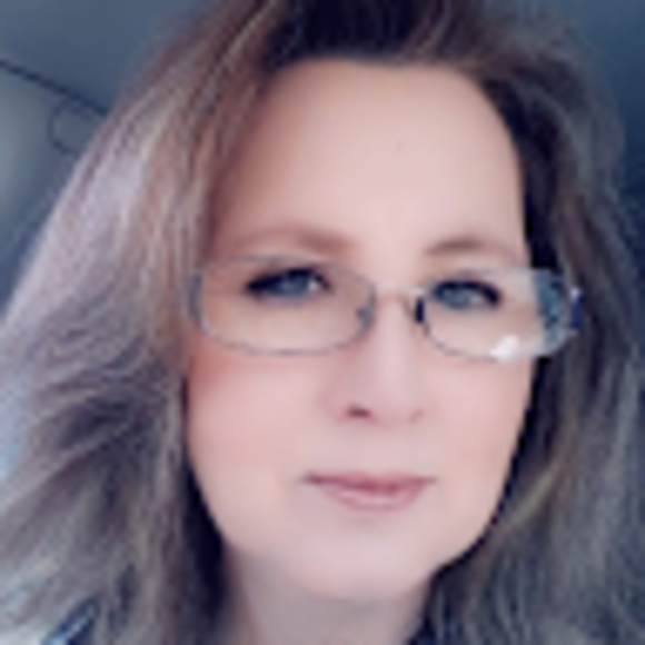 Profile Picture of Patricia Cobble (@patriciacobble) on Poshmark