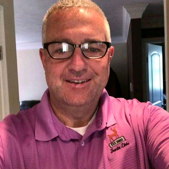 Profile Picture of Robert Schmalor (@robertschmalor) on Tiktok