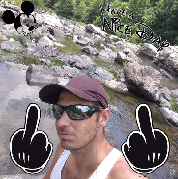 Profile Picture of Brad Santmyer (@santmyerb) on Poshmark