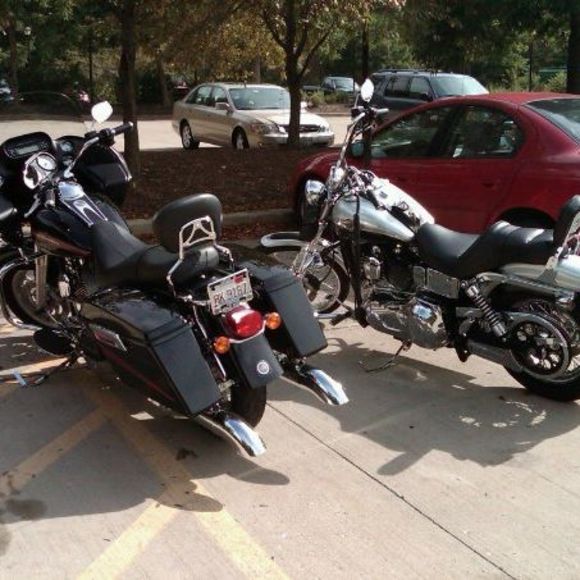 Profile Picture of Al Silva (@skyway582002) on Poshmark