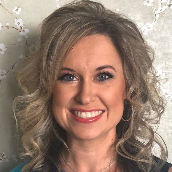 Profile Picture of Jennifer Crabtree (@jennifercrab724) on Poshmark