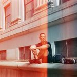 Profile Picture of Stephen Yang (@thewestisblue) on Instagram