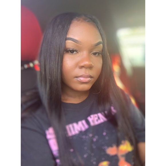 Profile Picture of Keyara Nelum (@yeaaraah) on Poshmark
