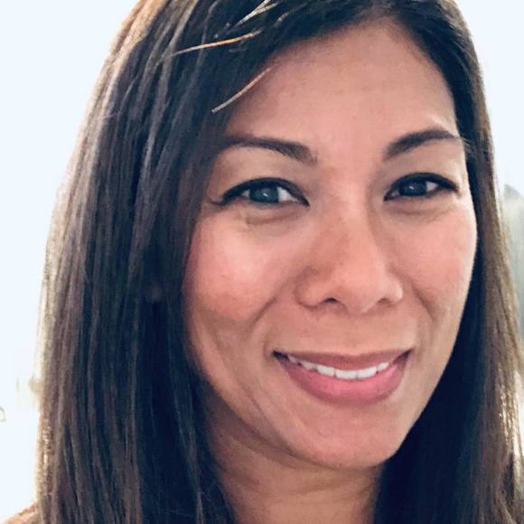 Profile Picture of Aimee Yuzon (@aimndrew) on Poshmark