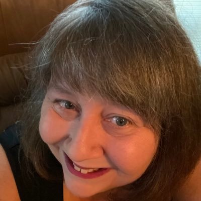 Profile Picture of Pam Farmer (@PamFarm48686149) on Twitter