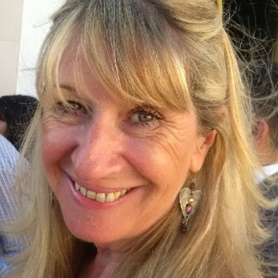 Profile Picture of Lesley Williams (@TheBayMagazine) on Twitter