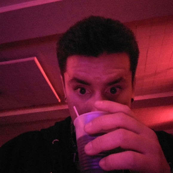 Patrick Buschur - Poshmark Profile Picture of Patrick Buschur (@werewulf187) on Poshmark