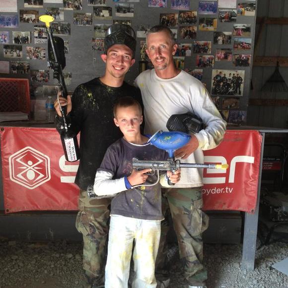 Profile Picture of Leo Arnold (@larnold03) on Poshmark