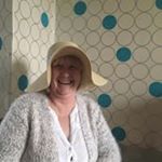 Profile Picture of Janet Cuthbert (@sterlinglass) on Instagram