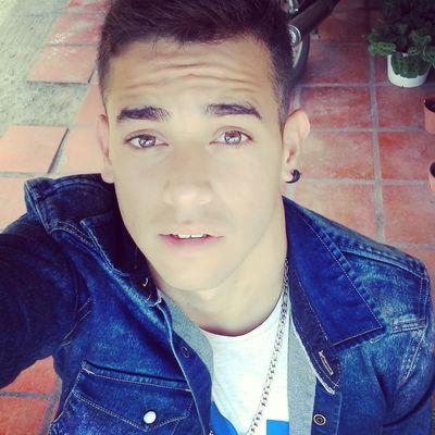 Profile Picture of ♛Chris Brun (@@ChriisBrun) on Twitter