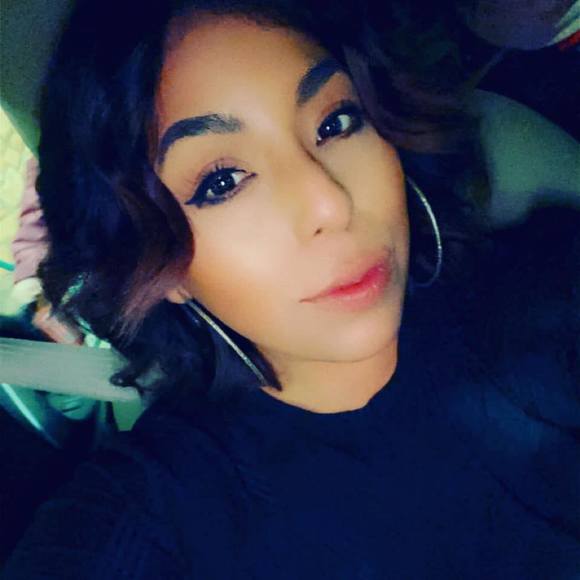 Profile Picture of Andrea Montenegro (@cali83chula) on Poshmark
