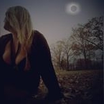 Profile Picture of Lora (@poetic__desires) on Instagram