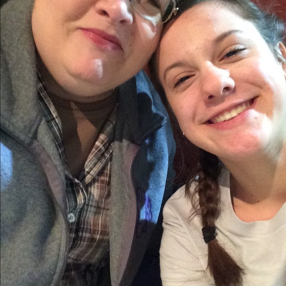 Profile Picture of Connie Kyles (@conniekyles) on Poshmark