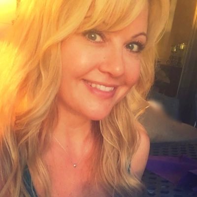 Profile Picture of Barbara Vincent (@VarvaraLynn) on Twitter